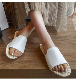 Beach Slippers 2023 Dressy Summer Fashion Open Toe Straw Flat Bottom Simple Beach Outside Wear Casual Ladies Large Size Sanda...