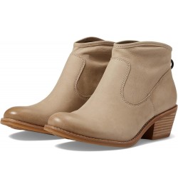 Sofft - Womens - Aisley Lenox Tan $26.78 Boots